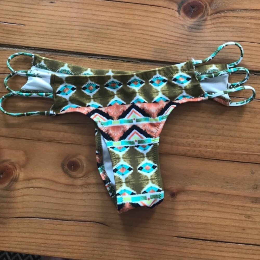HPπ LAST set! Volcom cheeky bikini & bustier - Picture 5 of 8